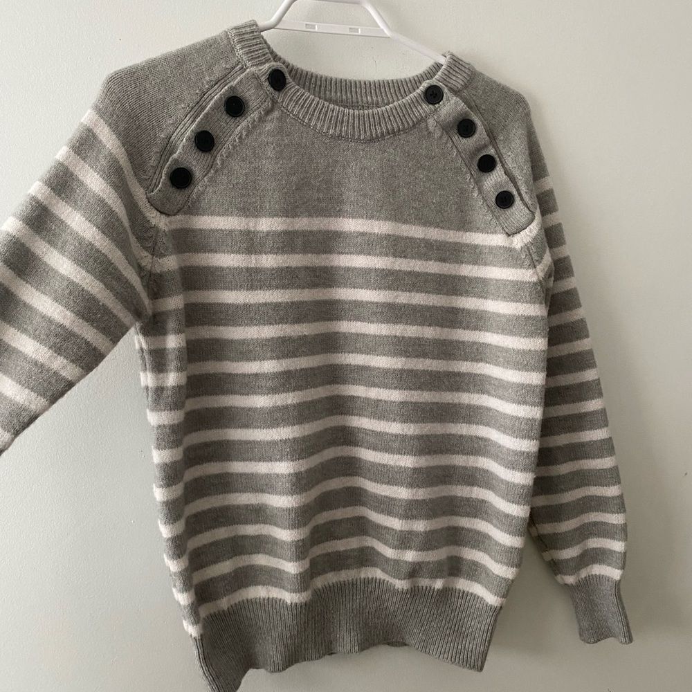 Striped Crewneck Button-Shoulder Sweater in Gray and White